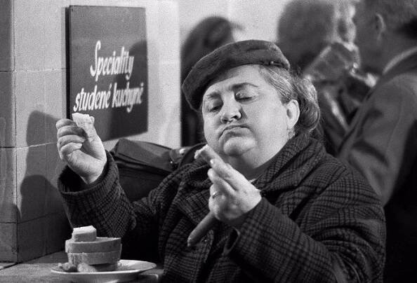FOTO: Marie ve filmu Párek z roku 1976. – stránka 17