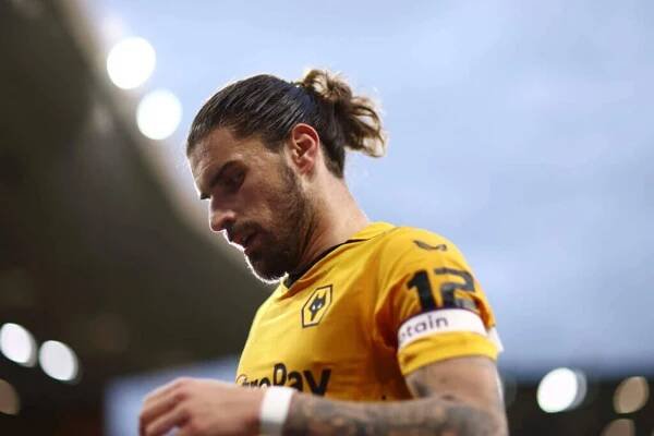 Five byes? A Wolves tribute to Jimenez, Jonny, Moutinho, Neves and Traore