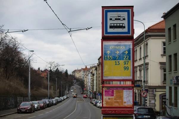 FOTO: Praha se zbarvila na podporu Ukrajiny a „přejmenovala“ ulice