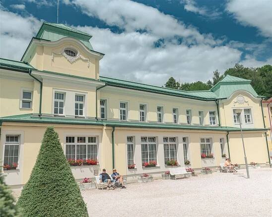 Pobyt Seniorský pobyt 60+, 6 nocí - Hotel Nový Dům | Lázně Travel