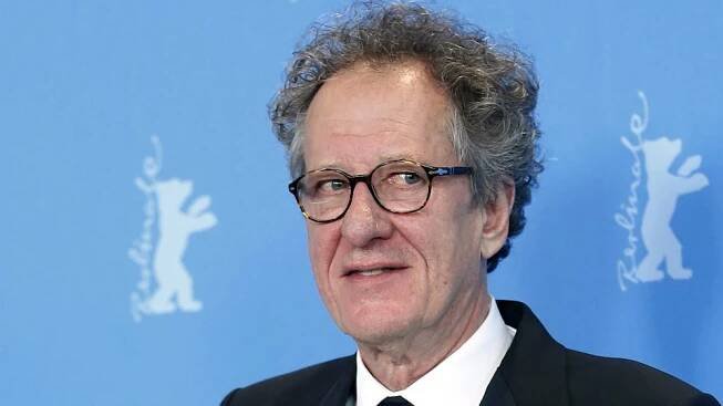 Herec Geoffrey Rush dostal rekordní odškodné za obvinění ze sexuálního obtěžování