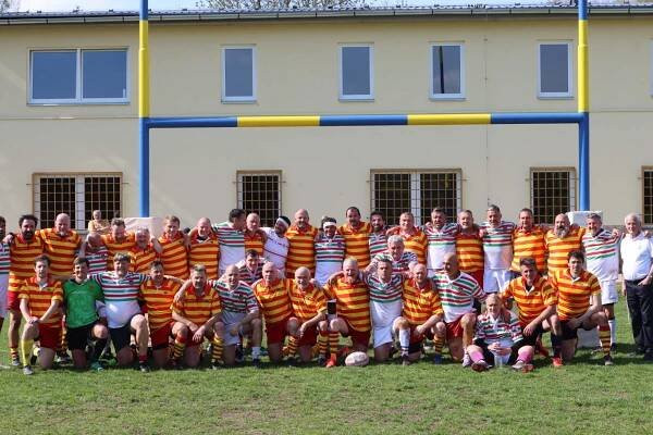 Pálení čarodějnic a kvalitní rugby s francouzským teamem se uskutečnilo v Petrovicích