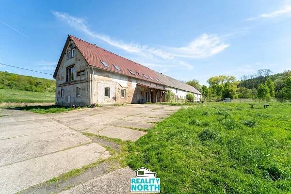 Prodej zemědělské objekty, 70 615 m2 - Habrovany | Reality.iDNES.cz 