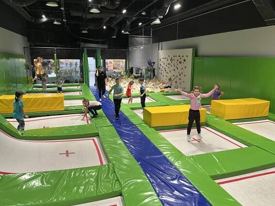 Místo lyžáku jump centrum - Základní škola a Mateřská škola Václavovice, příspěvková organizace
