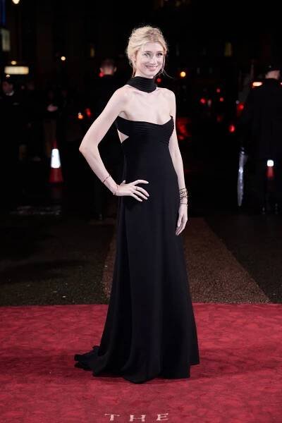 The Crown Season 5 World Premiere on November 8, 2022 in London, United Kingdom - Elizabeth Debicki - Koruna - Série 5 - Z akcí