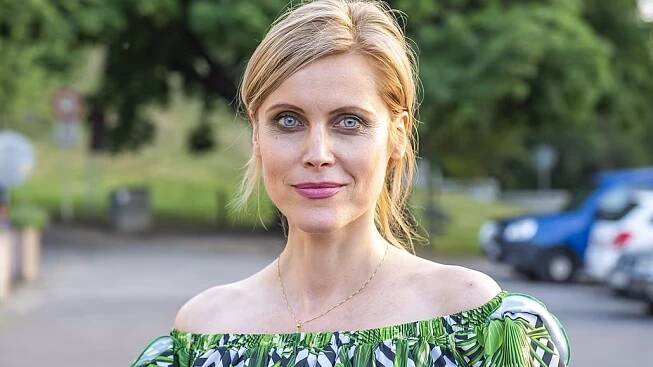 Silvia Šuvadová, známá jako dlouhovlasá violoncellistka Blanka z oscarového...