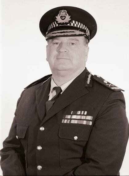 Ray Whitrod