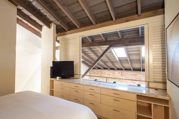 Hinderers Bedroom 2