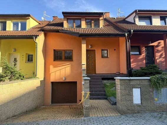 Pronájem Dům, Klusalova, Olomouc - Neředín