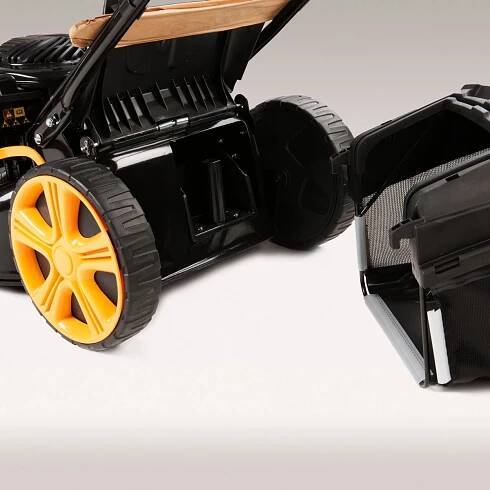 Riwall PRO Benzínová sekačka RPM 5135