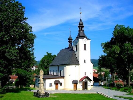 Vlachovice. kostel sv. Michaela Archanděla