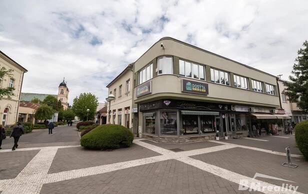 Na predaj historická budova v centre mesta Levice