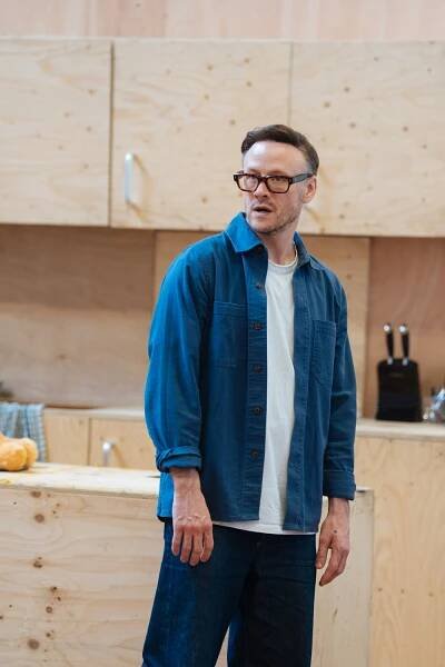 Kevin Clifton (Helen Murray)