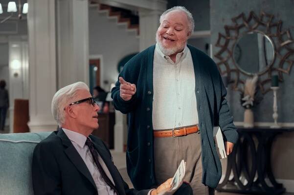Ted Danson, Stephen McKinley Henderson - Stařík v utajení - Dárky a jasné nebezpečí - Z filmu