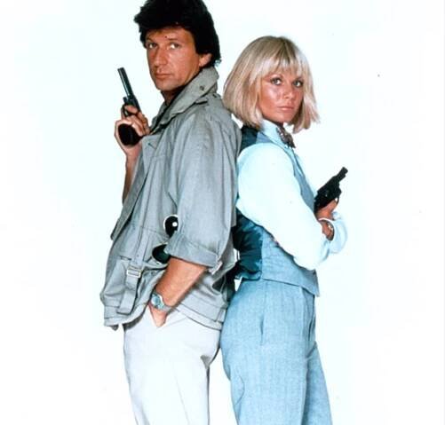 Foto k tématům Michael Brandon, Glynis Barber, Dempsey a Makepeaceová – stránka 15