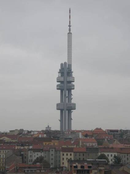Žižkovská televizní věž Praha - Praag Žižkov Televisietoren
