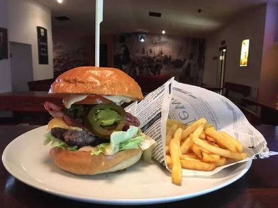Billiard Burger Bar foto 2