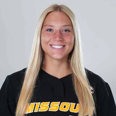 Kara Daly athlete profile head shot