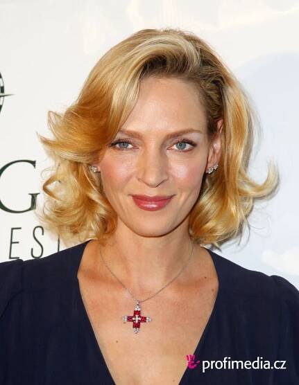 Uma Thurman - celebrity účes - HappyHair