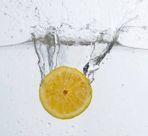 citron v čisté vodě Čistá pohodqa