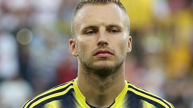 Vstřelený gól i vlastňák během jednoho poločasu. Kadlec zažil divoký večer