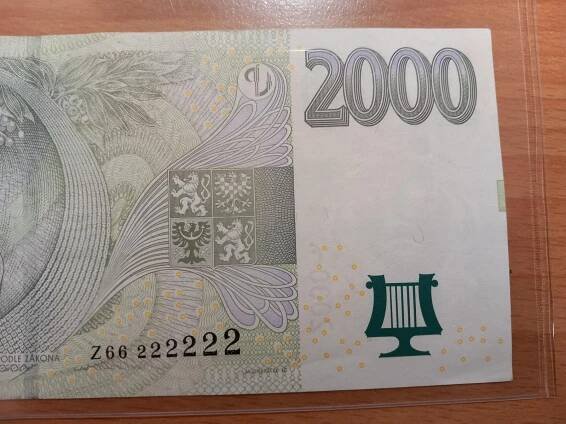 2000,- Kč rok 2007, série Z66 222222, super číslo