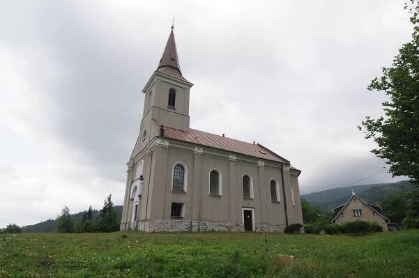Tam, kde začíná většina cest na královnu Beskyd. Vítejte v Ostravici