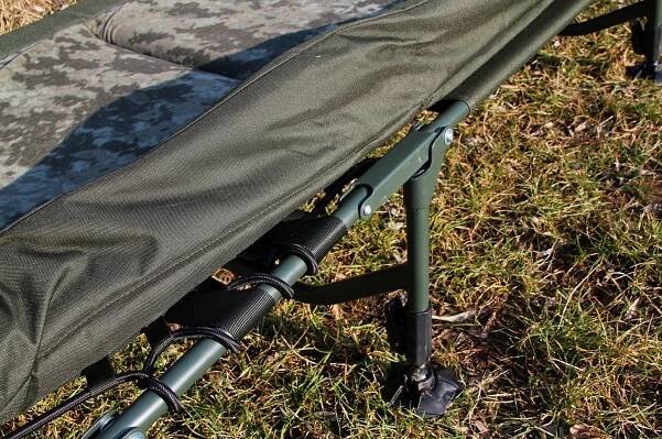 Lehátko MIVARDI CamoCODE Flat6 | OKfish.cz, rybářské potřeby