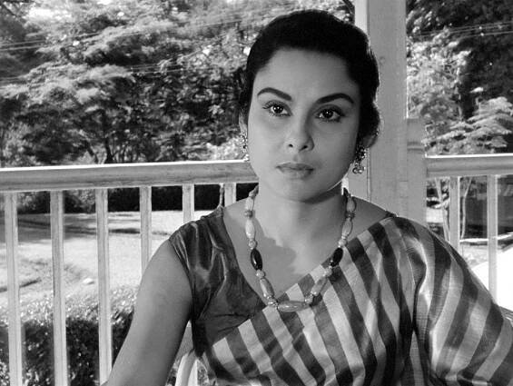 Karuna (Madhabi Mukherjee), Kapurush