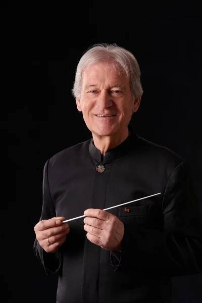 Presse-Service – Hansjörg Schellenberger, Conductor & Oboist