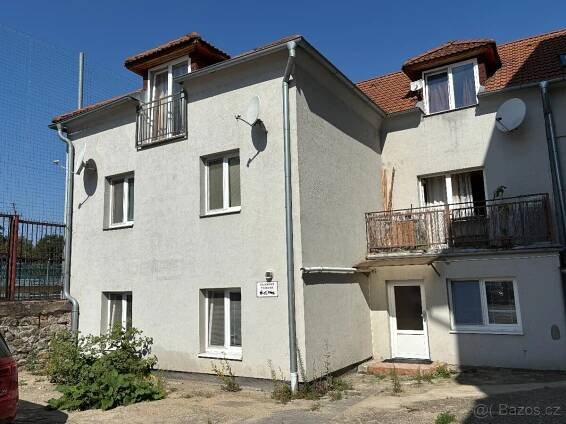 Prodej cihlového bytu 3+1 v OV, 86 m2, Znojmo