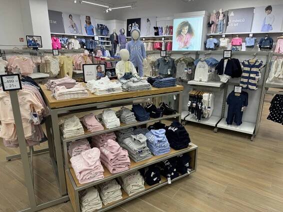 Inspirace z Freeportu – z obchodů GAP a Tommy Hilfiger! | www.coolbrnoblog.cz