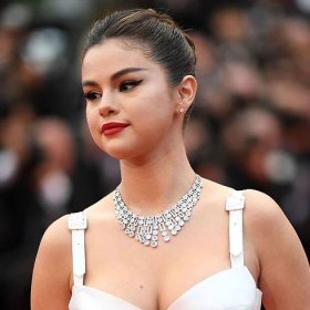 Selena Gomez Did Her Best Impression of ‘Girl Crush’ Bella Hadid Years After Ex The Weeknd Drama