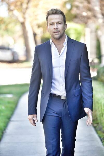 Sean Patrick Flanery – Studio Matrix