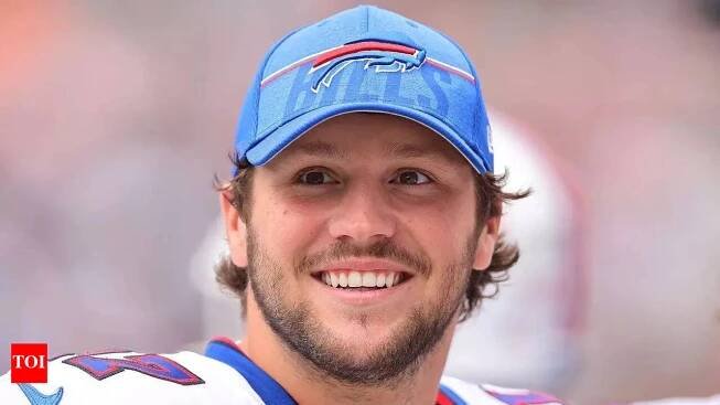 Buffalo Bills star Josh Allen makes young fan’s day with wholesome pregame catch moment