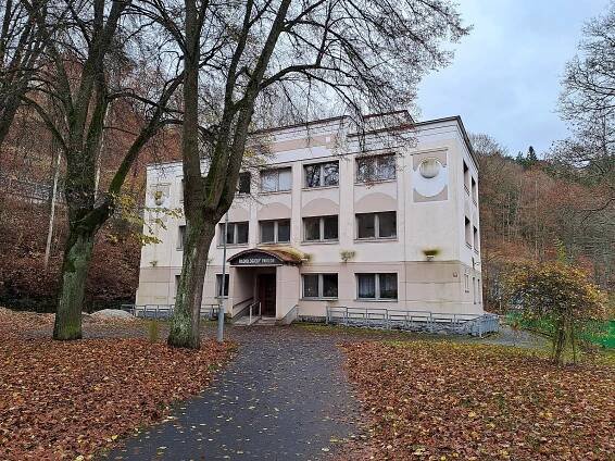 Soubor:Radiologický pavilon Jáchymov, listopad 2023 05.jpg
