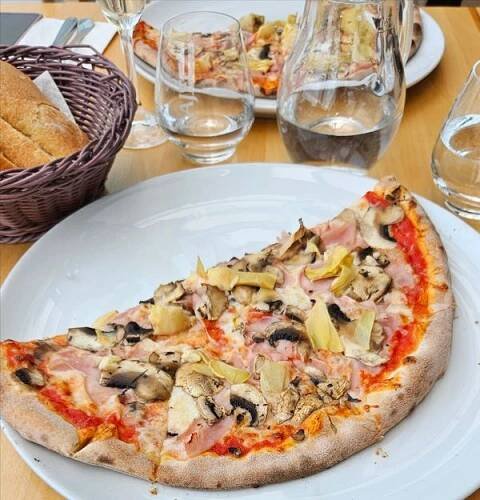 Pizzeria SOLA ENOTRIA foto 3