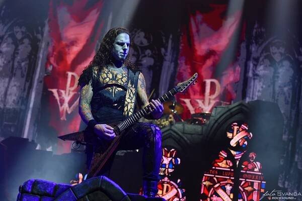 Powerwolf, Charles Greywolf/foto: Honza Švanda
