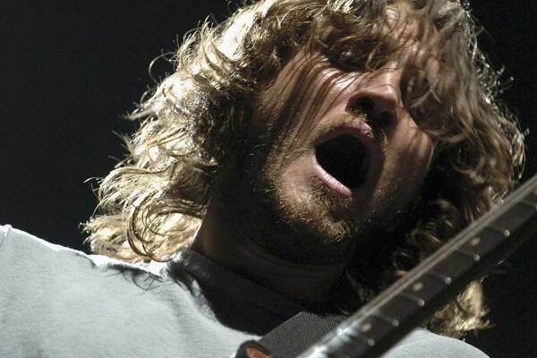 23 Years Ago: John Frusciante Quit the Red Hot Chili Peppers