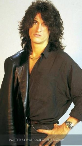 Joe Perry | Joe perry, Steven tyler aerosmith, Tyler aerosmith