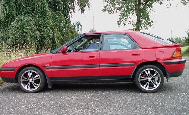 1993 Mazda 323 / Familia / Protegé / 323F VI BG / 323F, 6. generace 1.8 benzín 78 kW 160 Nm