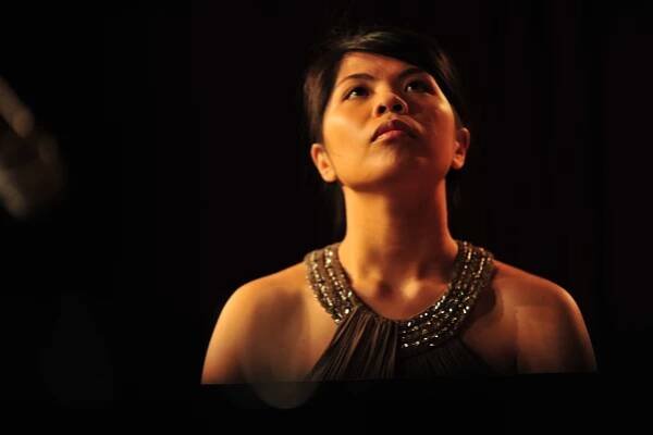 Jui-Lan Huang | concert pianist