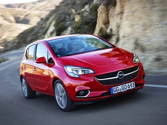 Opel Corsa E (2015) - pojistková skříňka - Schéma pojistek