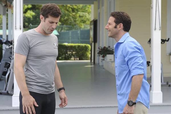 Milionový lékař - Chock Full O' Nuts - Z filmu - Josh Cooke, Mark Feuerstein