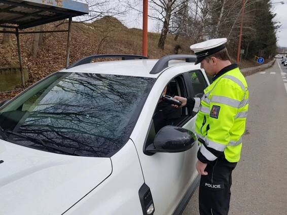 Tradiční Velikonoce budou mít i policisté. Přes svátky opět posílí kontroly