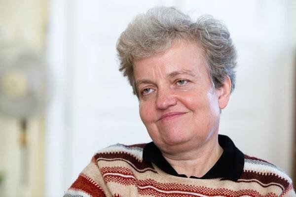 Kdo má větší důvěru než Zeman? Tvář jaderné energetiky Dana Drábová, řekne "tajemná" kampaň