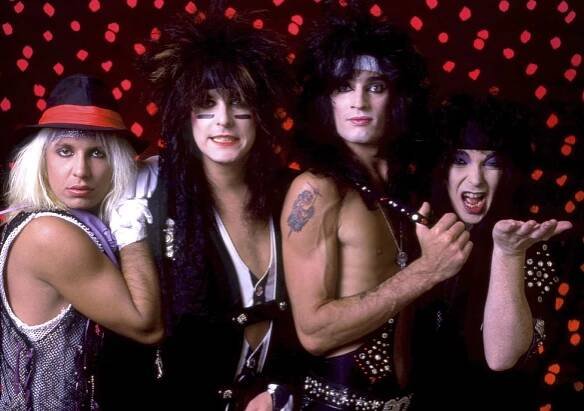 The Dirt jako Bohemian Rhapsody pro dospělé: Film o nejšílenější kapele světa Mötley Crüe