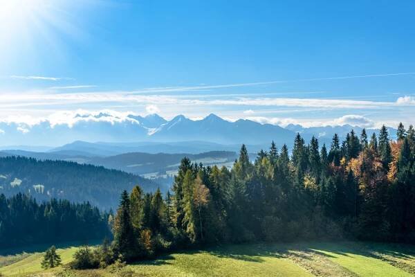 Užijte si dovolenou 2022 na Slovensku nebo v Polsku. Dáme vám tipy, kde se vydat