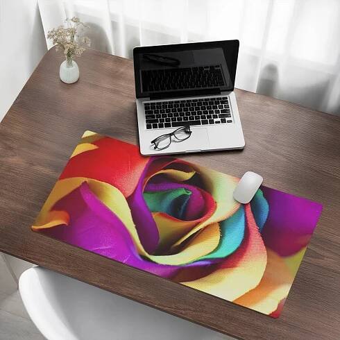 Prostiskluzová podložka pod myš a klávesnici Duhový barevný květ 90x45 cm Stav balení originální