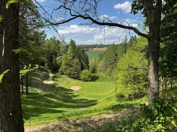 Golf Dolní Dobrouč - 18 jamkové hřiště - Chalupa Dolní Morava ubytování